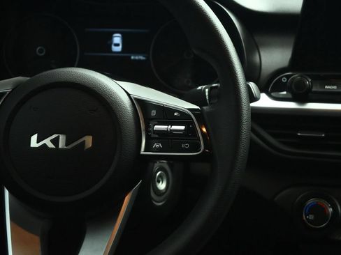 Used 2023 Kia Forte LXS w/ LXS Technology Package FWD image 43