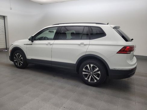 Used 2022 Volkswagen Tiguan S FWD image 3