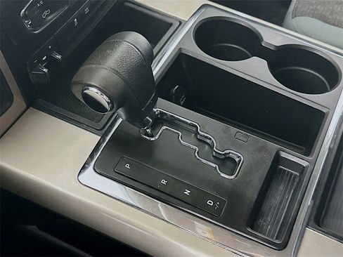 Used 2013 RAM 1500 Big Horn image 16