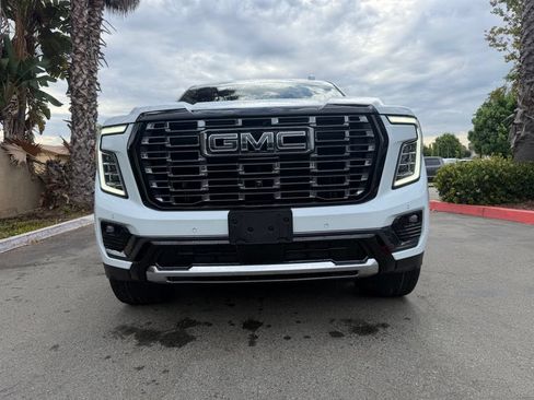 Used 2026 GMC Yukon XL Denali Ultimate AWD/4WD image 4
