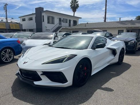 Used 2021 Chevrolet Corvette Stingray Preferred Cpe w/ Z51 Performance Package image 1