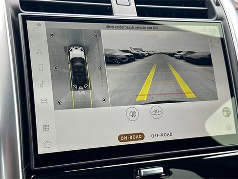 New 2025 Land Rover Discovery Dynamic SE image 20