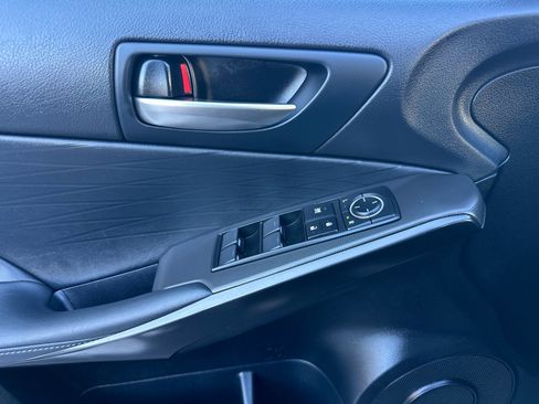 Used 2023 Lexus IS 350 F Sport image 10