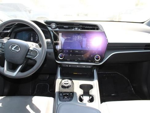 Certified 2023 Lexus RZ 450e Premium w/ Technology Package AWD/4WD image 10