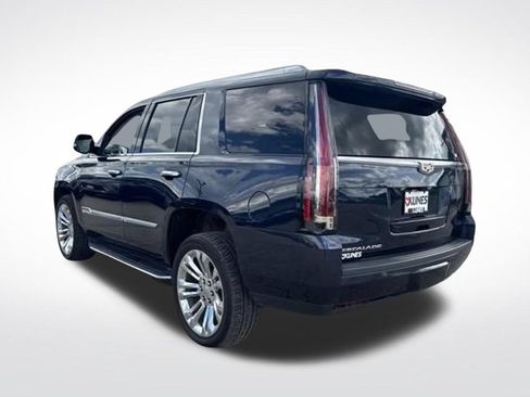 Used 2020 Cadillac Escalade Luxury w/ LPO, Radiant Package AWD/4WD image 13