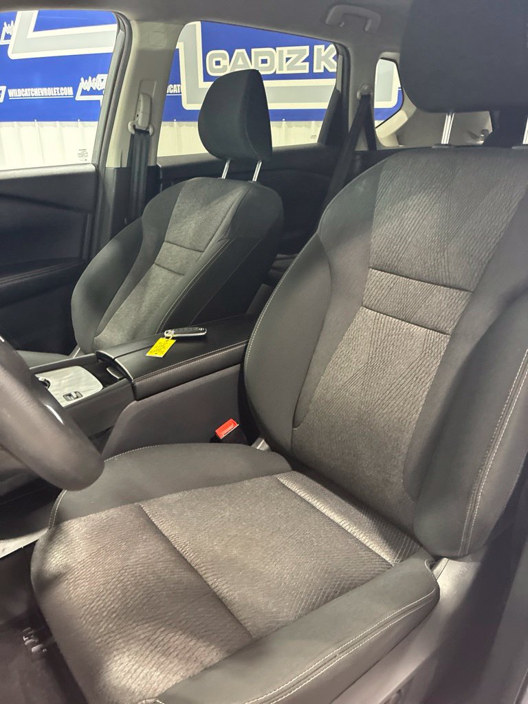 Used 2024 Nissan Rogue SV FWD image 15