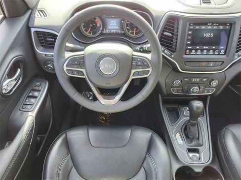 Used 2022 Jeep Cherokee Latitude Lux image 5