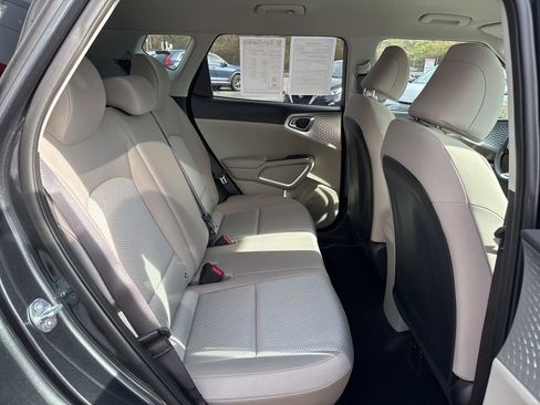 Used 2024 Kia Soul LX w/ Option Group 015 image 21