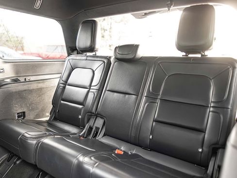 Used 2023 Lincoln Navigator Reserve AWD/4WD image 35