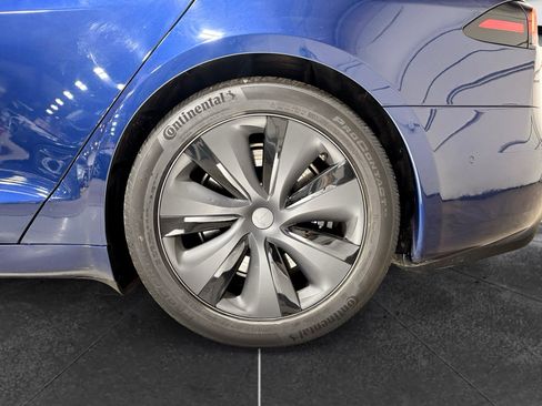 Used 2023 Tesla Model S AWD/4WD image 31