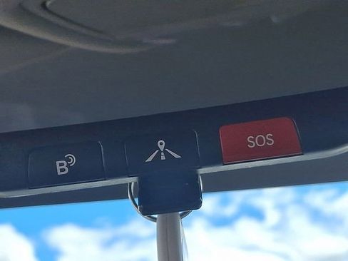 Used 2023 Hyundai Kona SEL w/ Cargo Package image 12