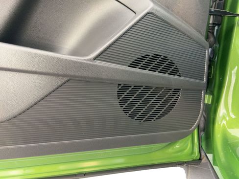 New 2026 Volkswagen Taos SE image 22