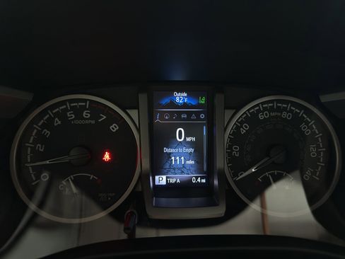 Used 2023 Toyota Tacoma Limited image 12