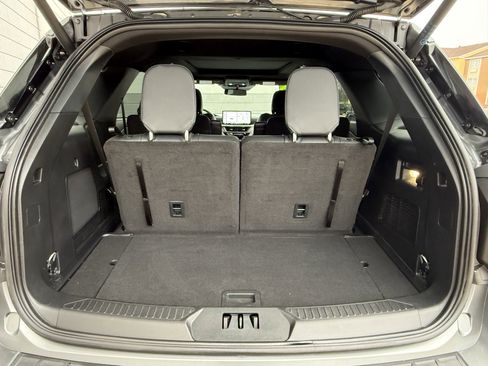 Used 2025 Ford Explorer ST-Line w/ Premium Package image 11