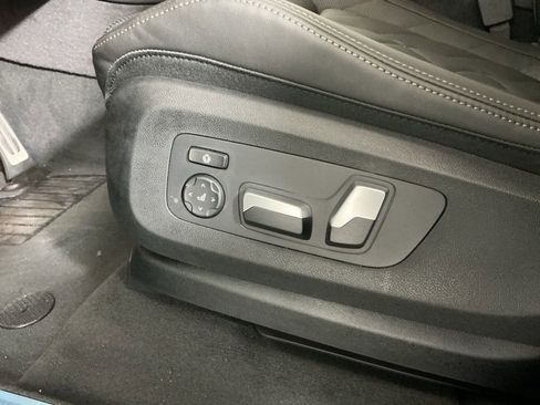 New 2026 BMW X5 sDrive40i image 21