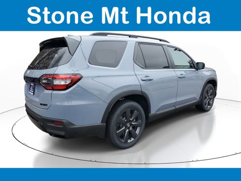 New 2026 Honda Pilot Sport image 6