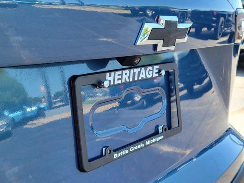 New 2027 Chevrolet Equinox LT w/ Convenience Package II FWD image 32
