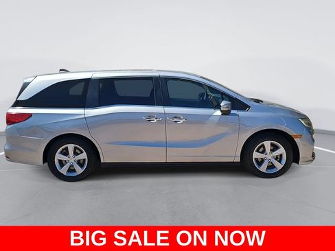 Used 2019 Honda Odyssey EX image 2