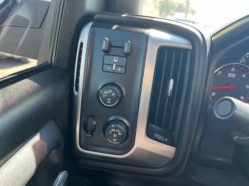 Used 2015 GMC Sierra 1500 SLE w/ SLE Value Package image 21