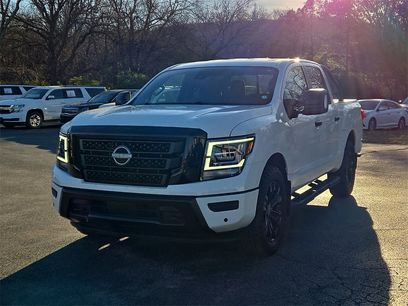 Used 2023 Nissan Titan SV w/ SV Convenience Package