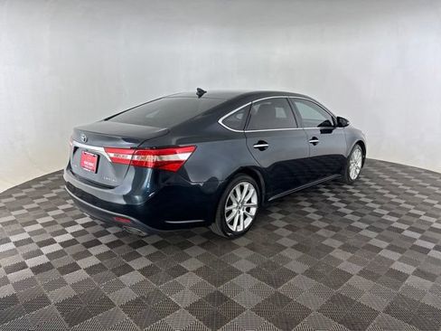 Used 2015 Toyota Avalon Limited FWD image 5