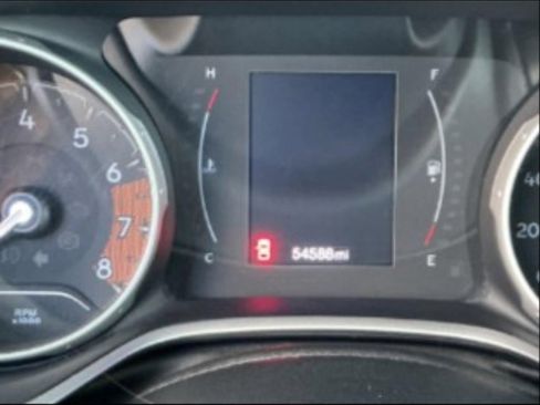 Used 2018 Jeep Compass Altitude image 18