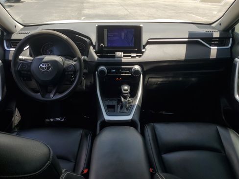 Certified 2023 Toyota RAV4 LE FWD image 18