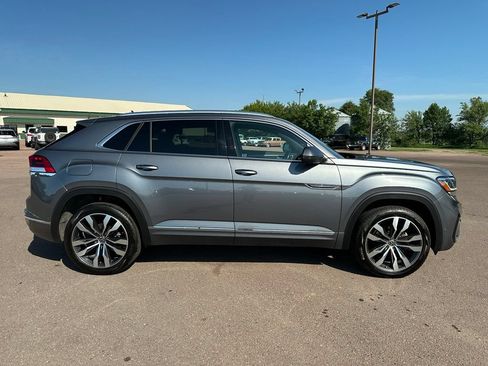 Used 2023 Volkswagen Atlas Cross Sport SEL Premium R-Line AWD/4WD image 34