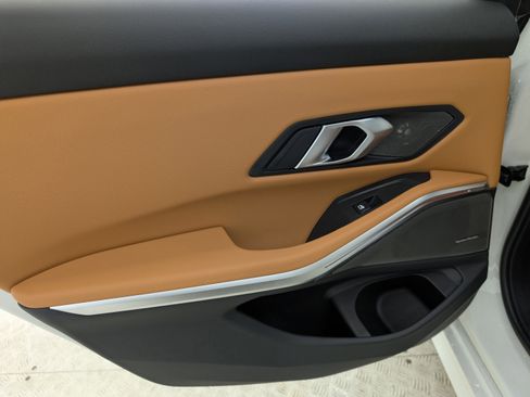 New 2025 BMW 330i Sedan w/ Premium Package image 21