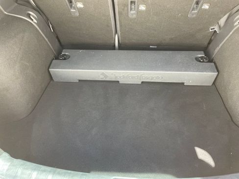 Used 2020 Nissan Kicks S FWD image 21
