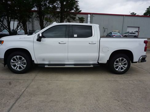Used 2025 Chevrolet Silverado 1500 LTZ w/ LTZ Premium Package RWD image 19