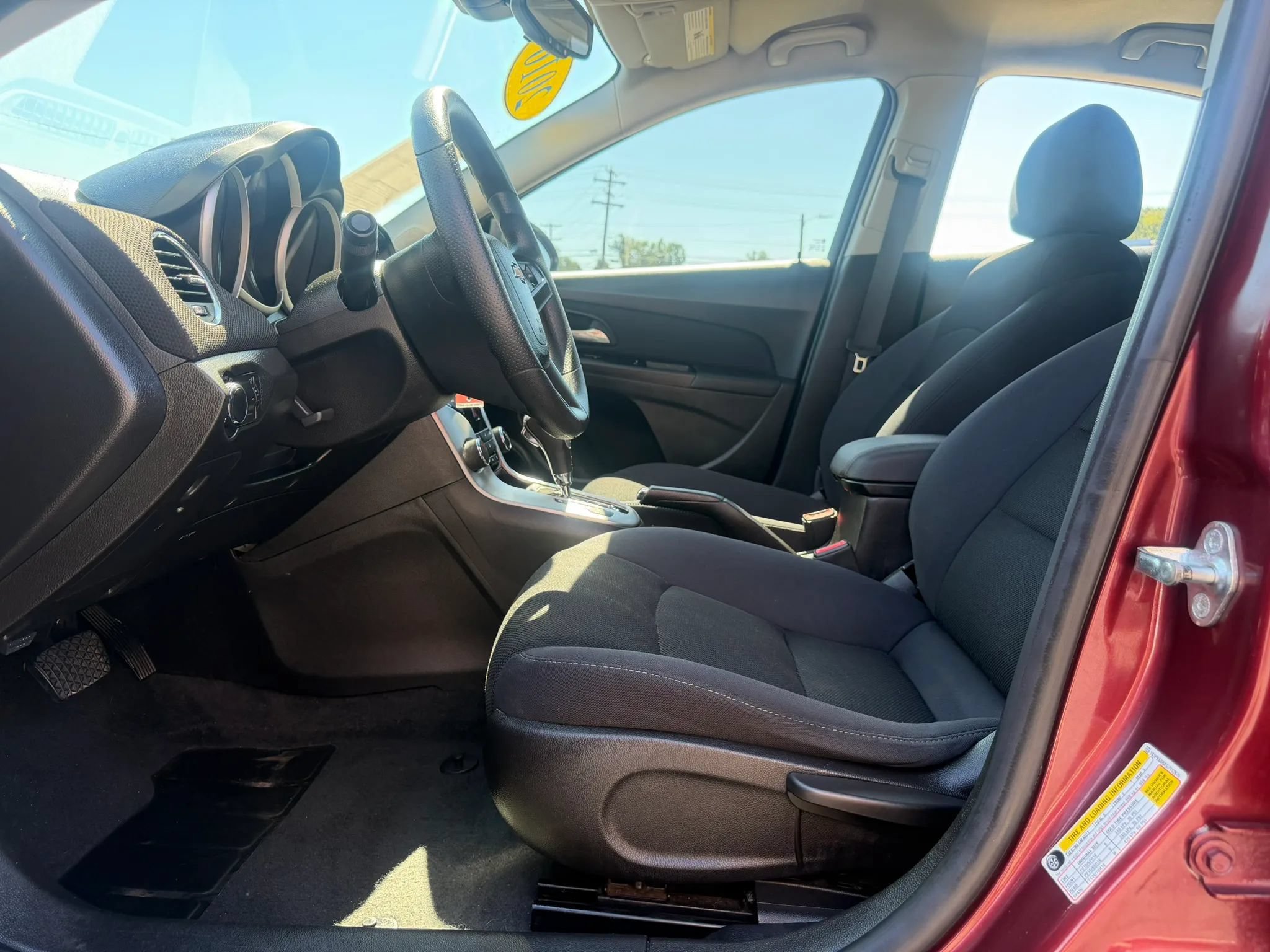 Used 2016 Chevrolet Cruze LT FWD image 12