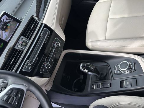 Used 2022 BMW X1 xDrive28i w/ Premium Package image 21