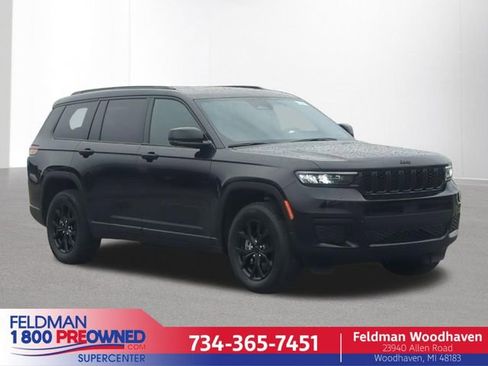 Used 2025 Jeep Grand Cherokee L Altitude AWD/4WD image 1