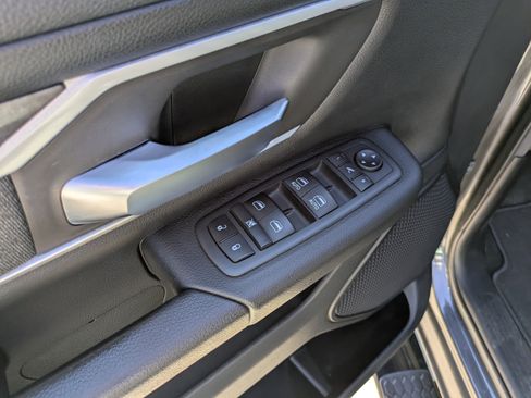 Used 2020 RAM 1500 Big Horn image 10