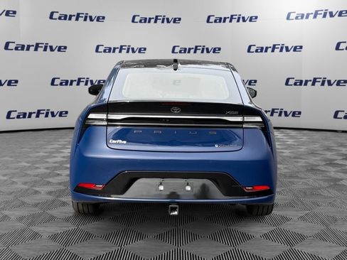 Used 2024 Toyota Prius Prime Premium FWD image 4