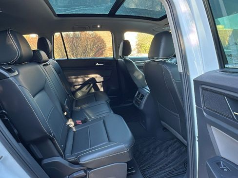 Used 2023 Volkswagen Atlas SEL image 26