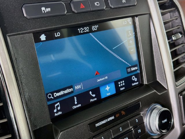 Used 2018 Ford F150 Platinum w/ Technology Package AWD/4WD image 14