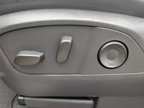 New 2025 GMC Sierra EV Denali image 15