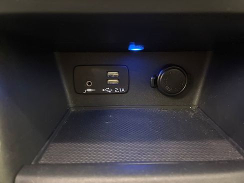Certified 2023 Subaru Forester Premium AWD/4WD image 24