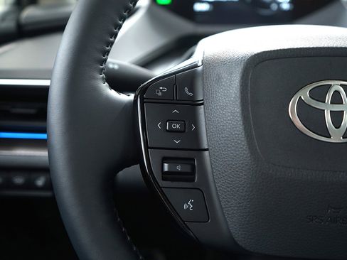 Used 2025 Toyota Prius Limited image 26