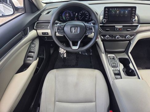 Certified 2021 Honda Accord Hybrid image 12