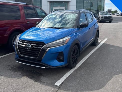 Used 2021 Nissan Kicks SR FWD image 3