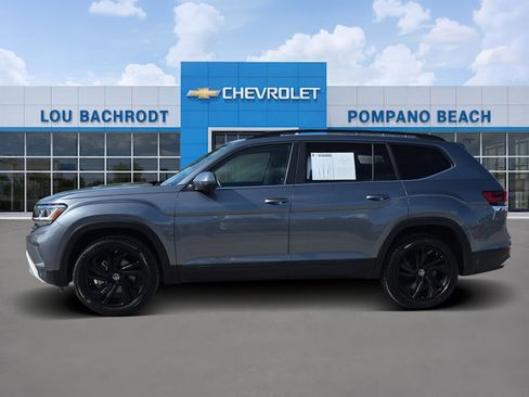 Used 2022 Volkswagen Atlas SE image 4