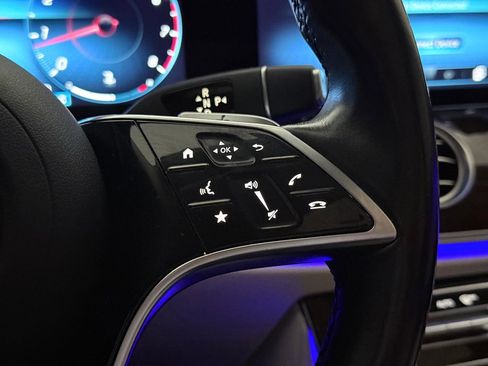 Used 2021 Mercedes-Benz E 350 4MATIC Sedan w/ Premium Package image 35