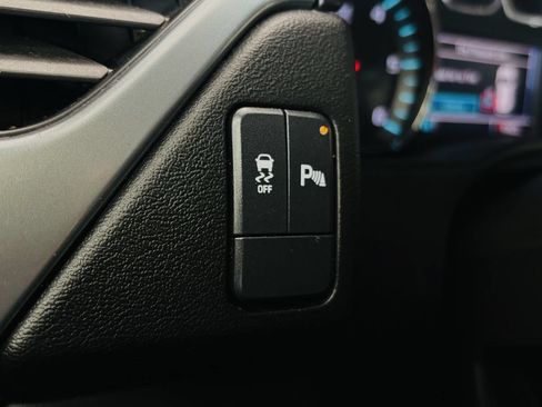 Used 2018 Chevrolet Tahoe 4WD image 43