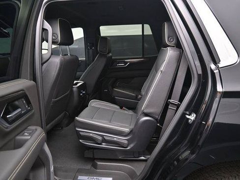 Used 2025 GMC Yukon Elevation w/ LPO, Floor Liner Package RWD image 29