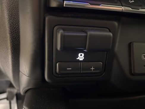 Used 2021 Chevrolet Silverado 1500 LT Trail Boss w/ Bed Protection Package image 29