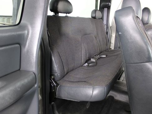 Used 2002 GMC Sierra 1500 4x4 Extended Cab image 24