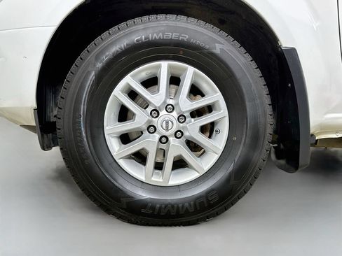 Used 2017 Nissan Frontier SV RWD image 33
